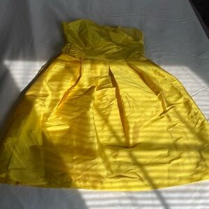 Alfred Sung yellow sleeveless babydoll dress